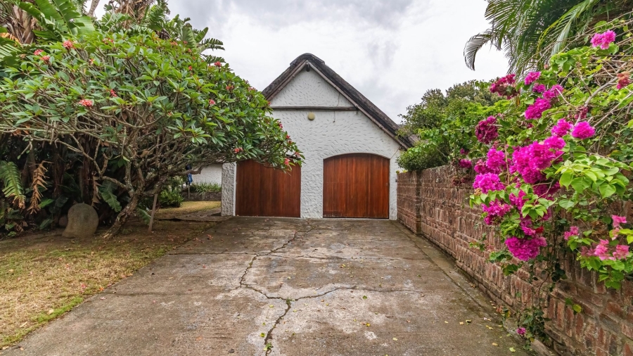 4 Bedroom Property for Sale in Bonza Bay Eastern Cape